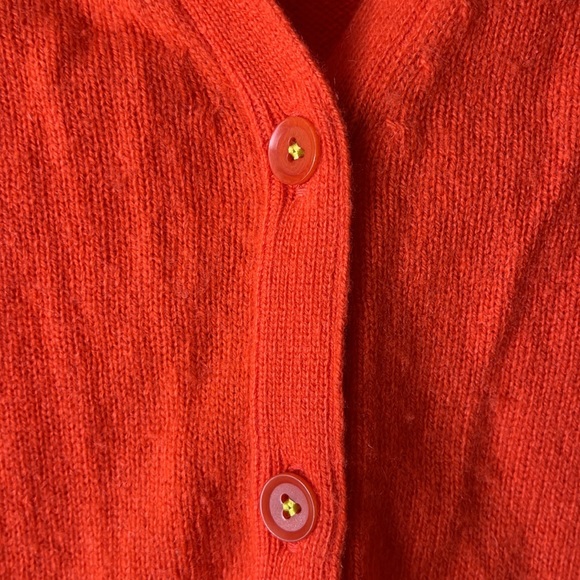 Cashmere Charlie and Robin Button cardigan Sweater - Picture 4 of 8